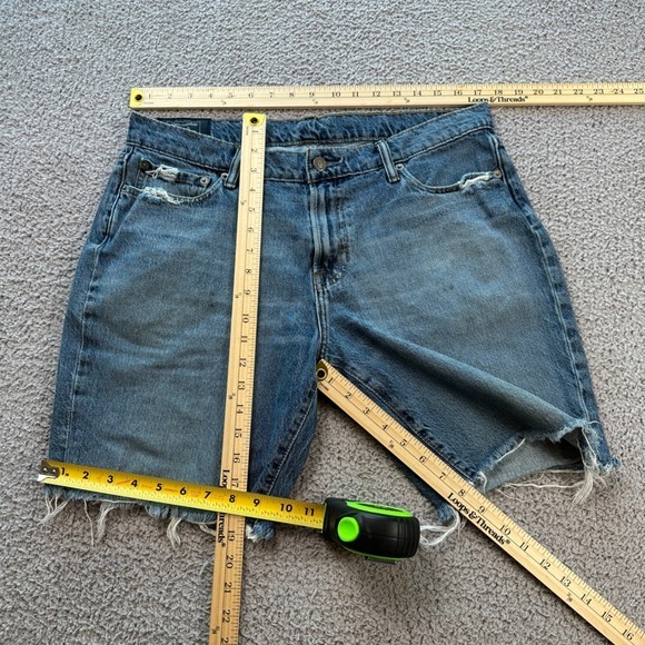 Abercrombie & Fitch Denim Shorts Womens 34W Distressed Medium Wash Blue Stretch - Picture 3 of 8